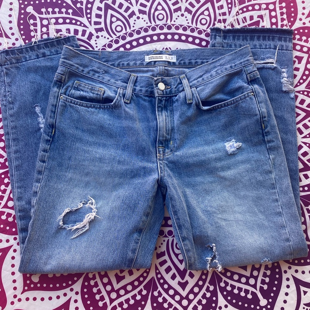 NWOT Zara Distressed Jeans